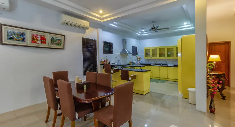For sale 3 bedrooms villa in Mueang Phuket, Phuket