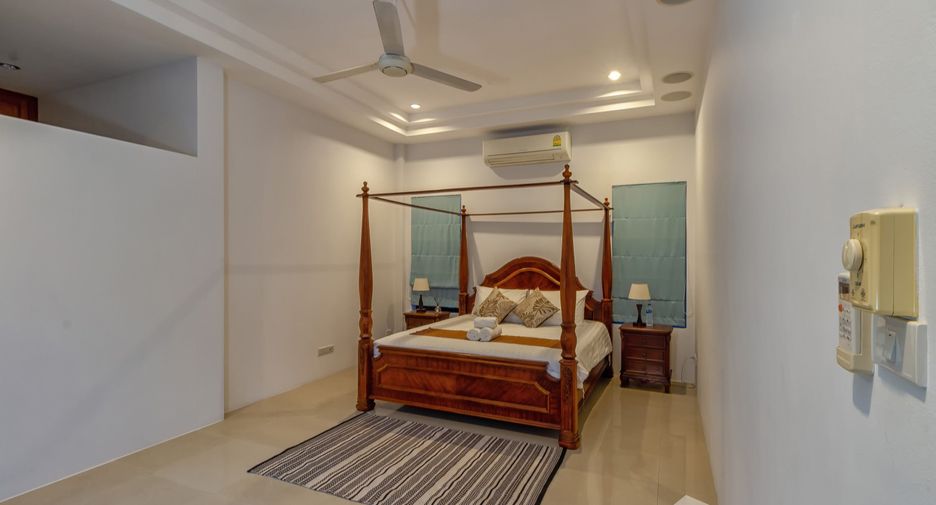 For sale 3 bedrooms villa in Mueang Phuket, Phuket
