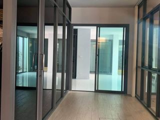 For sale 7 bedrooms townhouse in Yan Nawa, Bangkok
