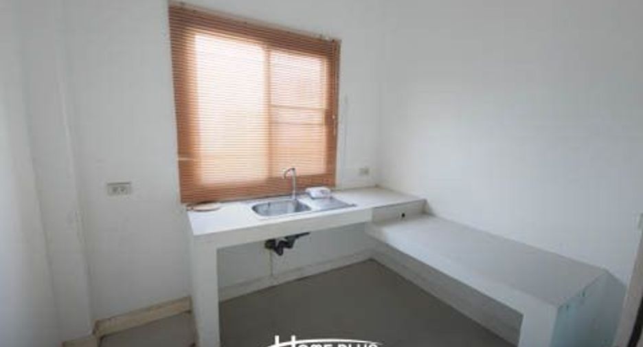 Haus zum Kauf mit 3 Zimmer in Mueang Nakhon Pathom, Nakhon Pathom