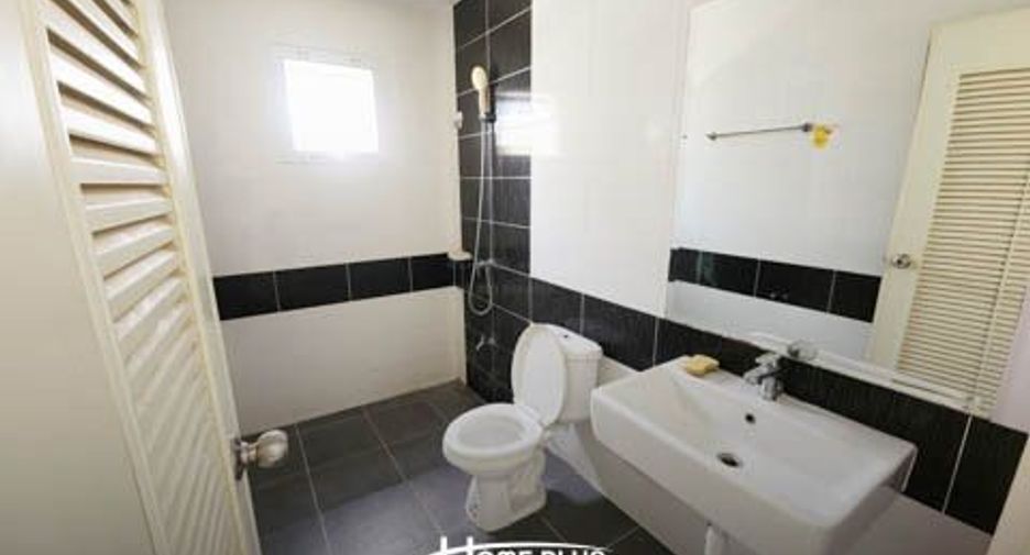 Haus zum Kauf mit 3 Zimmer in Mueang Nakhon Pathom, Nakhon Pathom