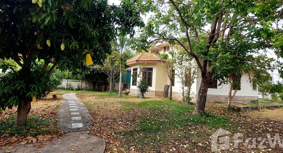 For rent 3 bedrooms house in Mueang Ubon Ratchathani, Ubon Ratchathani