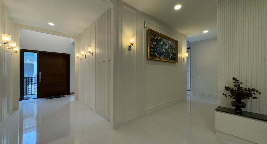 For sale and for rent 4 bedrooms house in Bang Phli, Samut Prakan