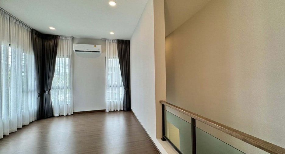 For sale and for rent 4 bedrooms house in Bang Phli, Samut Prakan