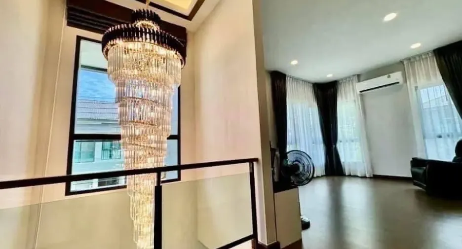 Haus zum Kauf und zur Miete mit 4 Zimmer in Bang Phli, Samut Prakan