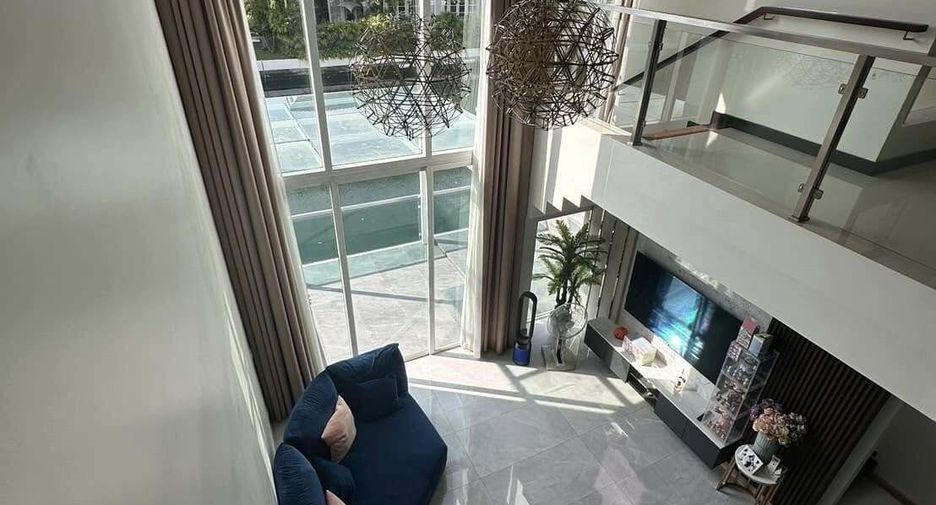 For sale 3 bedrooms villa in Mueang Phuket, Phuket