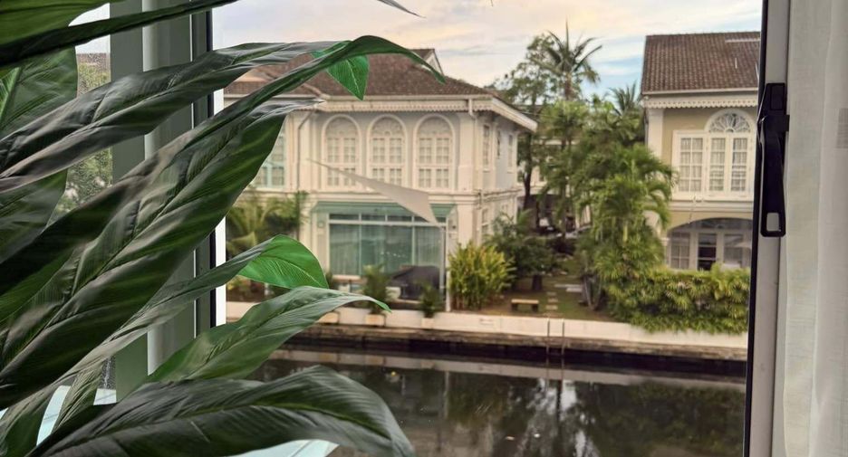 For sale 3 bedrooms villa in Mueang Phuket, Phuket