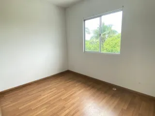 出售 3 卧室 联排别墅 在 Nakhon Chai Si, Nakhon Pathom
