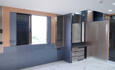 For sale 2 bedrooms condo in Suan Luang, Bangkok