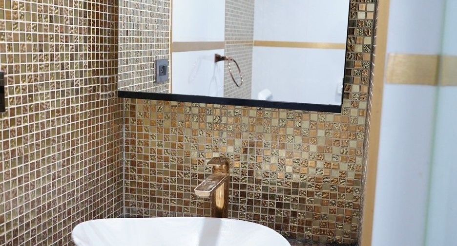 For sale 2 bedrooms condo in Suan Luang, Bangkok