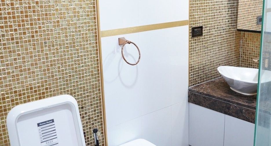 For sale 2 bedrooms condo in Suan Luang, Bangkok