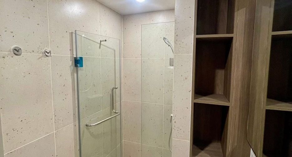 For sale 1 bed condo in Lam Luk Ka, Pathum Thani