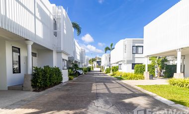 Villa en alquiler de 3 habitaciones en Thalang, Phuket