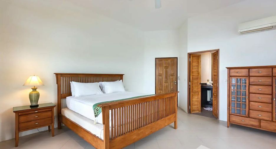 For rent 4 ベッドルーム villa in Mueang Phuket, Phuket