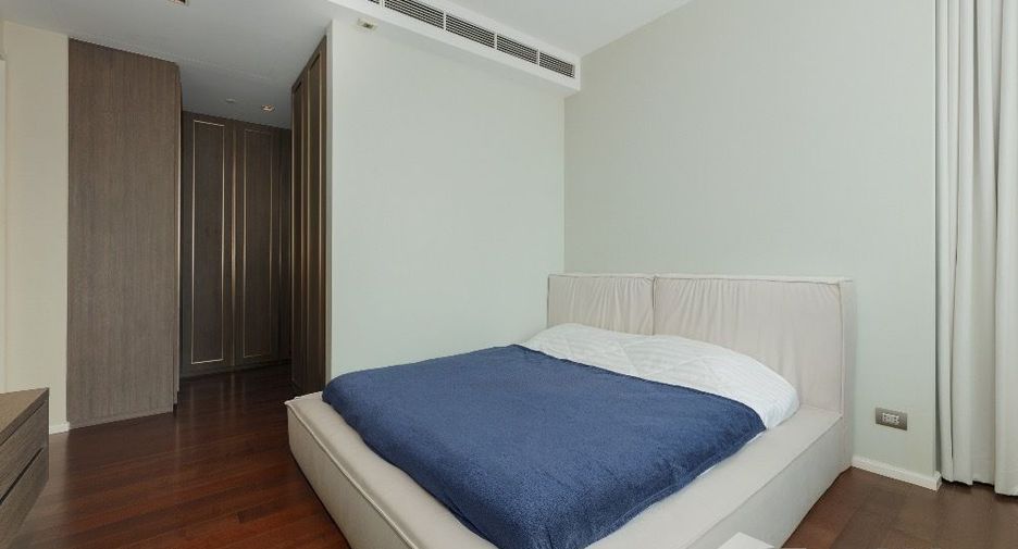Condo en venta y en alquiler de 3 habitaciones en Khlong Toei, Bangkok