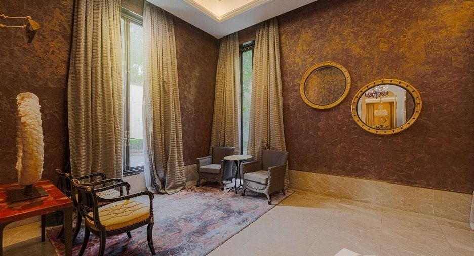 Condo en venta y en alquiler de 3 habitaciones en Khlong Toei, Bangkok