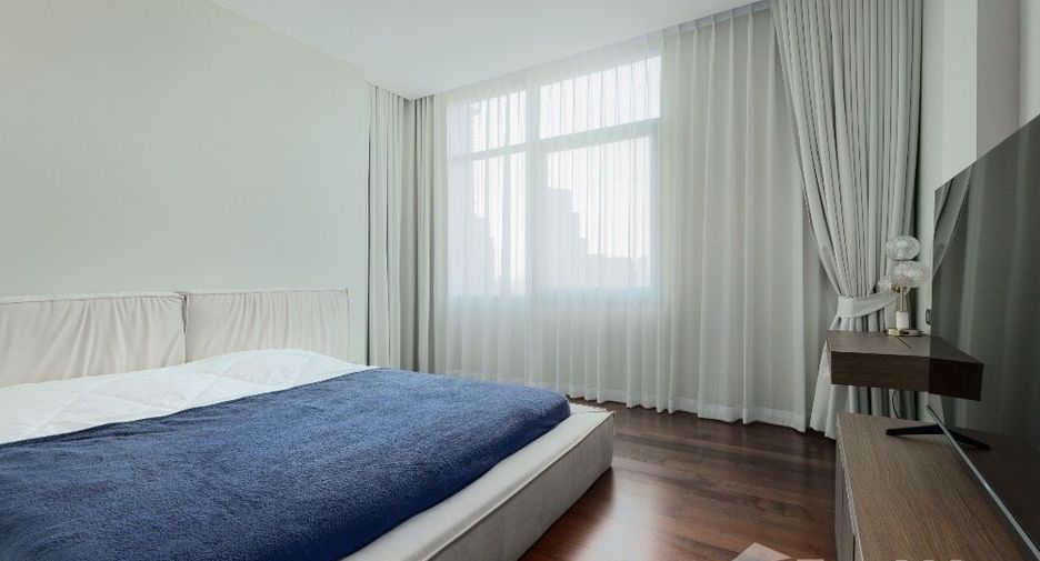 Condo en venta y en alquiler de 3 habitaciones en Khlong Toei, Bangkok