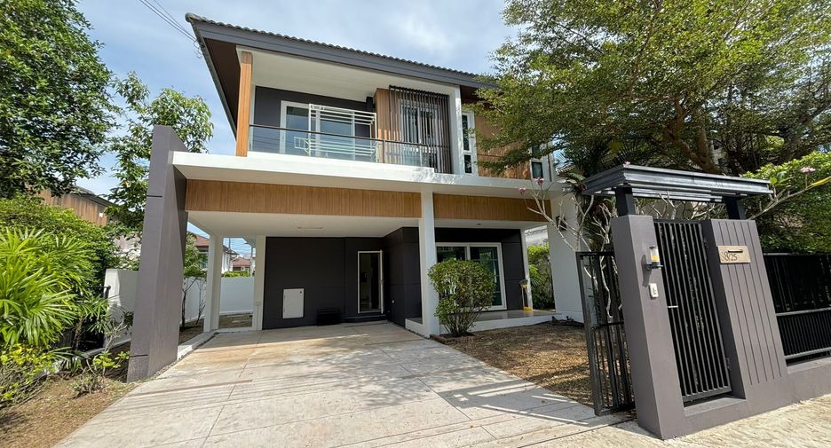 For rent 3 bedrooms house in Mueang Phuket, Phuket