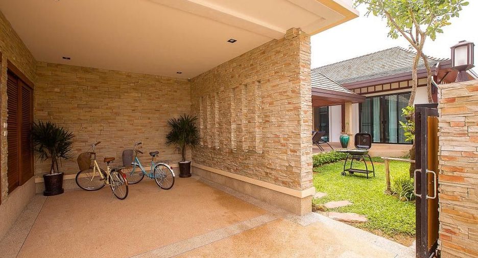 For rent 6 bedrooms villa in Mueang Phuket, Phuket