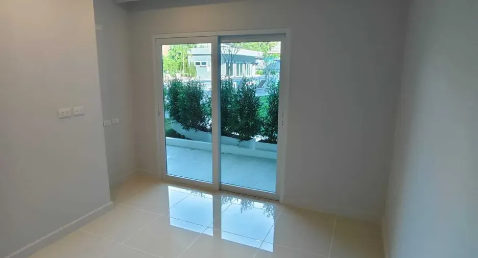 For sale 2 bedrooms condo in Mueang Phuket, Phuket