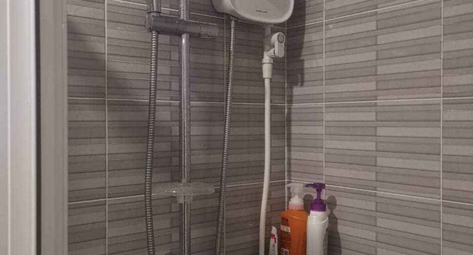For sale 2 bedrooms condo in Mueang Samut Prakan, Samut Prakan