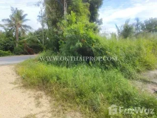 Terreno en venta en Phanat Nikhom, Chonburi