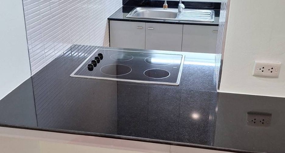 For sale 2 bedrooms condo in Chatuchak, Bangkok
