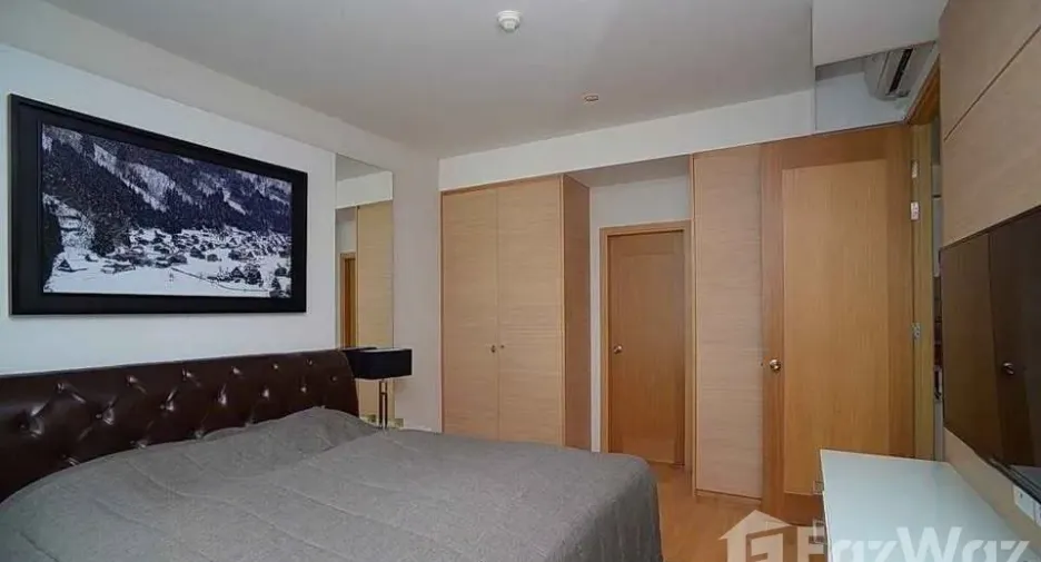 For sale and for rent 2 bedrooms condo in Sathon, Bangkok