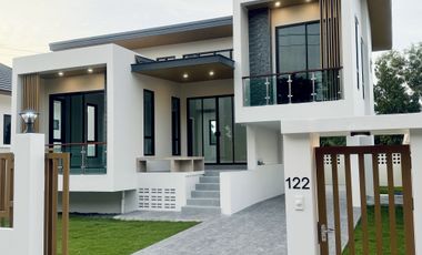 For sale 3 bedrooms house in Ban Khai, Rayong