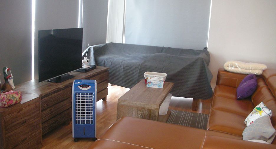 À vendre 3 chambres condo à Bang Na, Bangkok