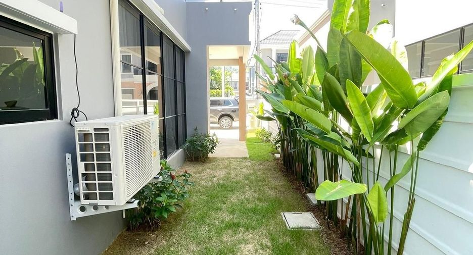 For rent 4 ベッドルーム house in Mueang Phuket, Phuket