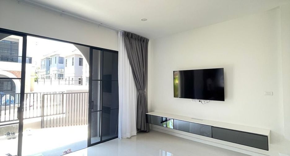 For rent 4 ベッドルーム house in Mueang Phuket, Phuket