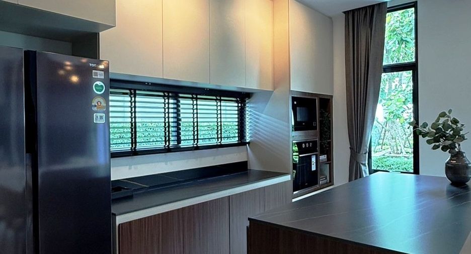 For sale 3 bedrooms house in Mueang Nonthaburi, Nonthaburi