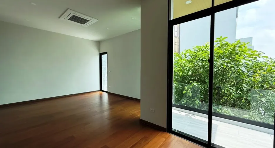 For sale 3 bedrooms house in Mueang Nonthaburi, Nonthaburi