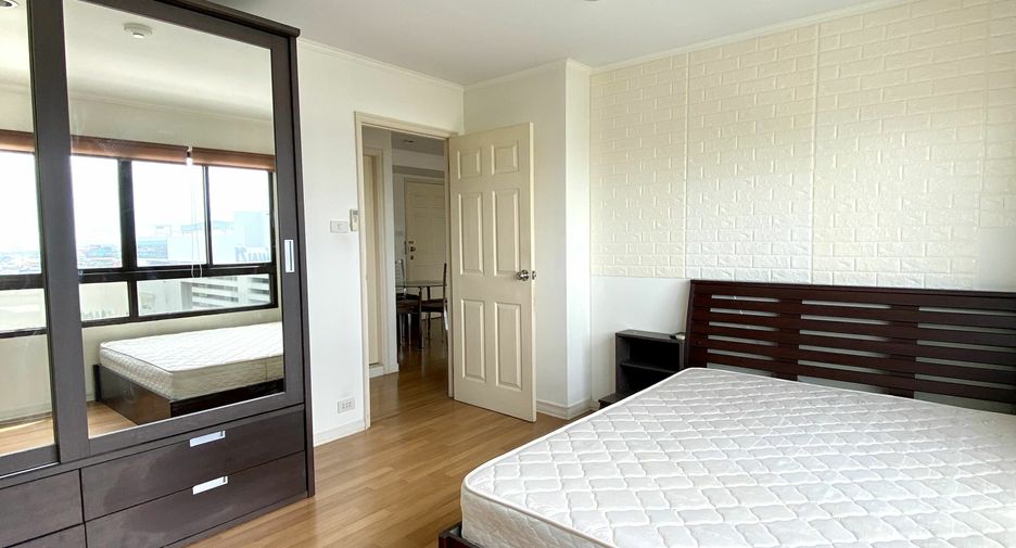 For sale 2 bedrooms condo in Bang Kho Laem, Bangkok