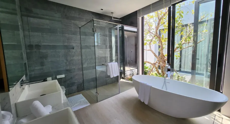 For sale and for rent 4 bedrooms villa in Thalang, Phuket