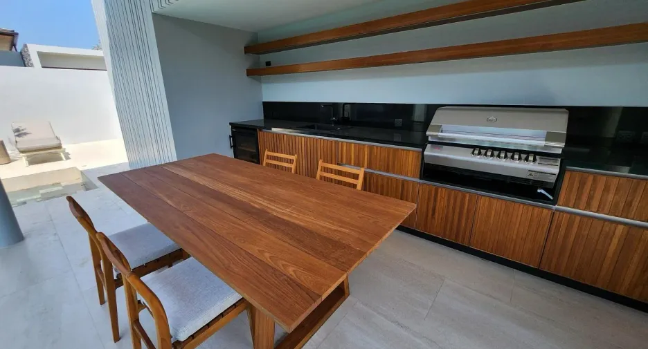 For sale and for rent 4 bedrooms villa in Thalang, Phuket