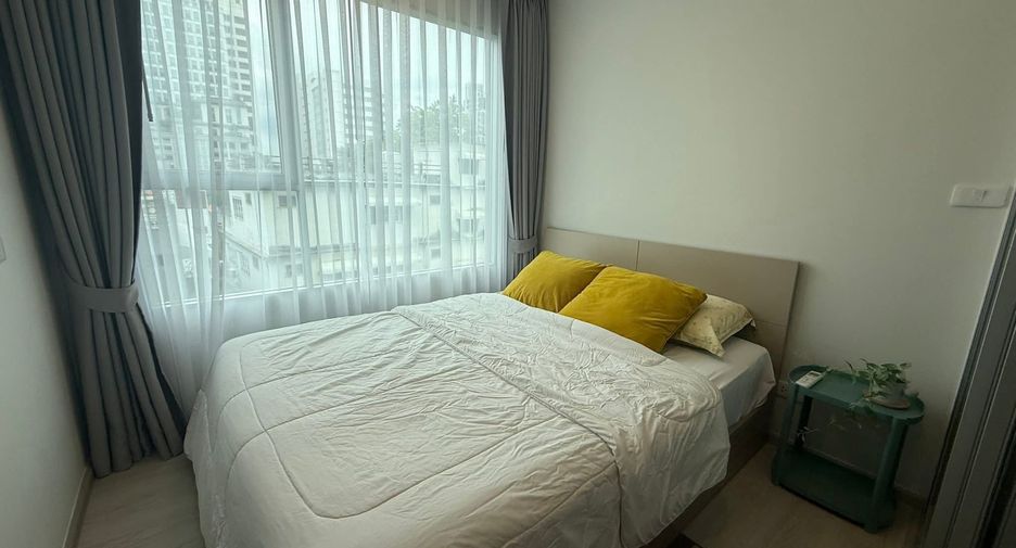 For sale 1 bed condo in Phra Khanong, Bangkok