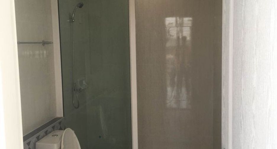 For sale そして for rent 2 ベッドルーム townhouse in Chok Chai, Nakhon Ratchasima