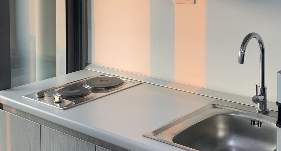 For sale studio condo in Thon Buri, Bangkok