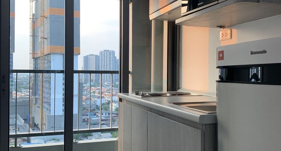 For sale studio condo in Thon Buri, Bangkok