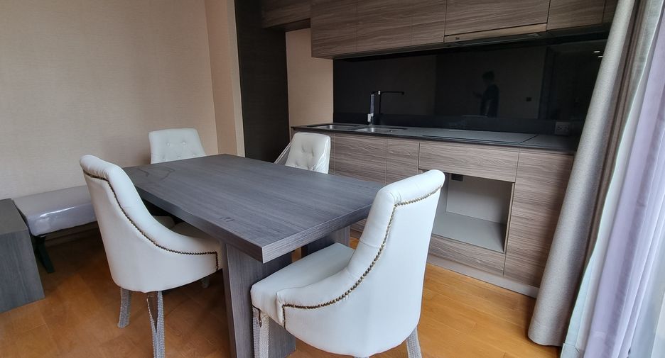For sale 2 bedrooms condo in Pathum Wan, Bangkok