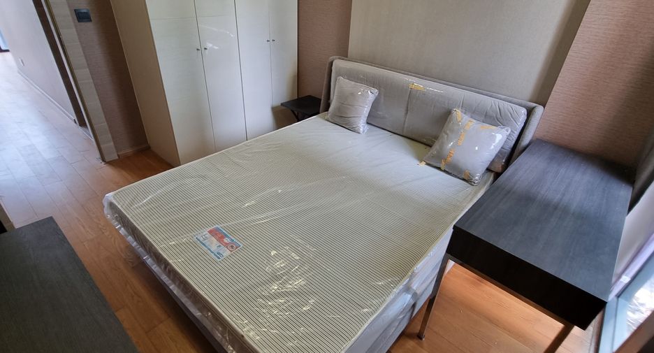 For sale 2 bedrooms condo in Pathum Wan, Bangkok