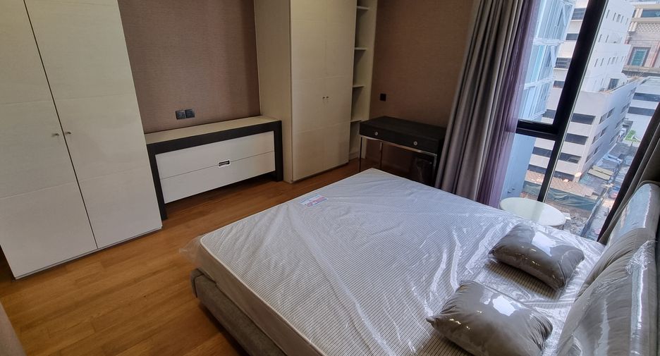 For sale 2 bedrooms condo in Pathum Wan, Bangkok