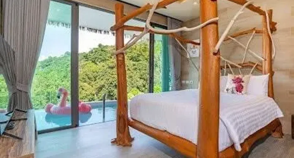 For rent 5 bedrooms villa in Kathu, Phuket