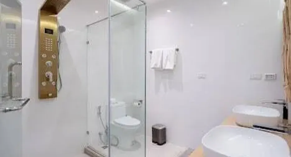 For rent 5 bedrooms villa in Kathu, Phuket