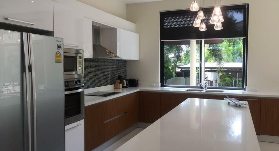 For rent 4 bedrooms villa in Thalang, Phuket