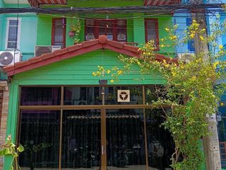 Продажа 3 спальни таунхаус в Кхлонг Сам Ща, Бангкок
