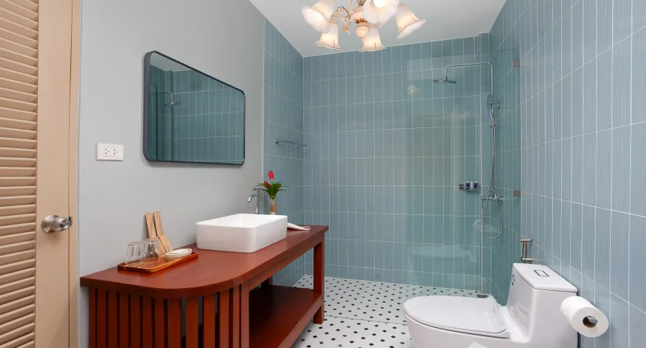 For rent 4 bedrooms villa in Mueang Phuket, Phuket