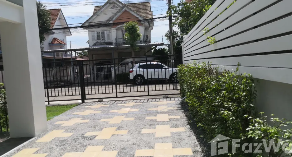 For sale and for rent 4 bedrooms house in Khlong Sam Wa, Bangkok